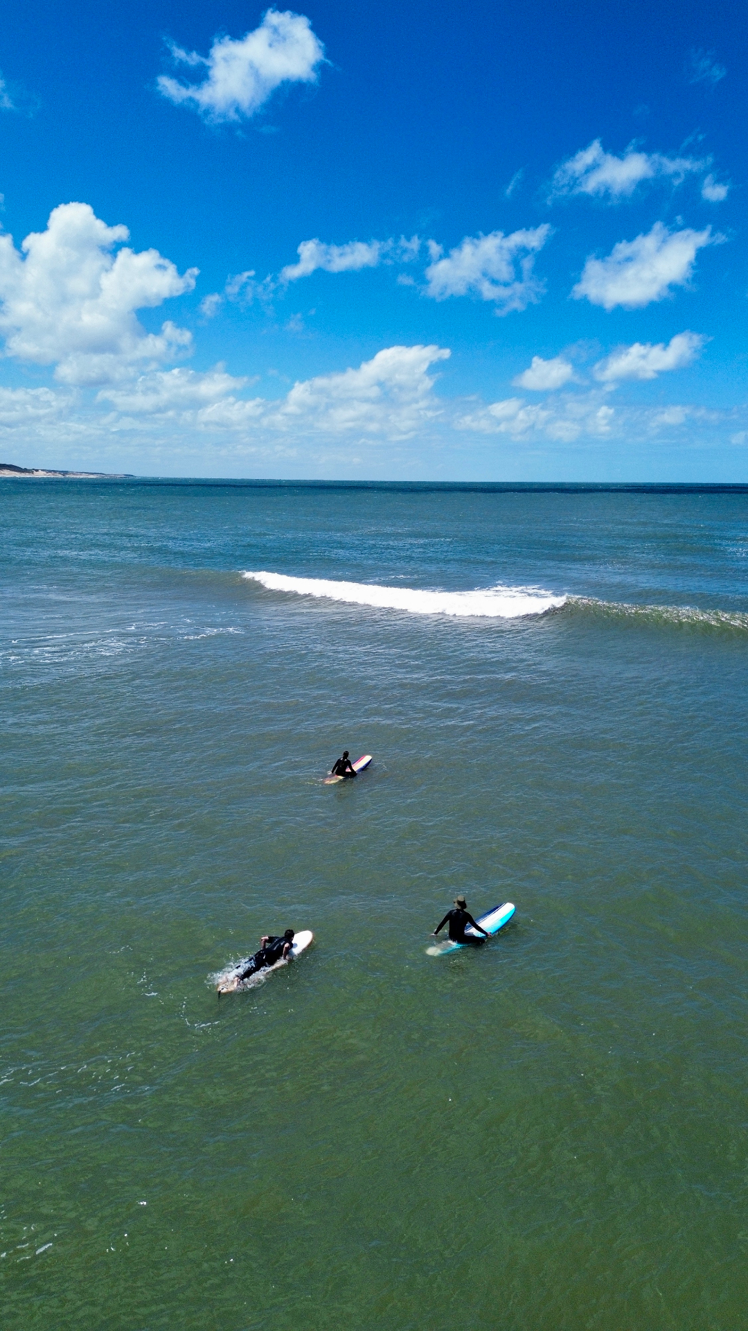Dron surf